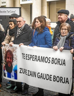 Concentración por Borja Lázaro en Gasteiz.