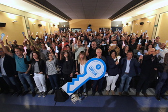 Acto de Sare y Etxerat en Gernika para presentar la marcha del sábado.