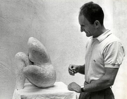 El escultor Eduardo Chillida, del que se celebra el centenario de su nacimiento.