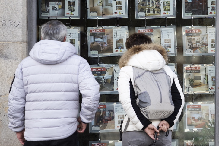 Los gastos derivados de hipotecas firmadas antes de 2029 se pueden reclamar hasta el 14 de abril, según la OCU.