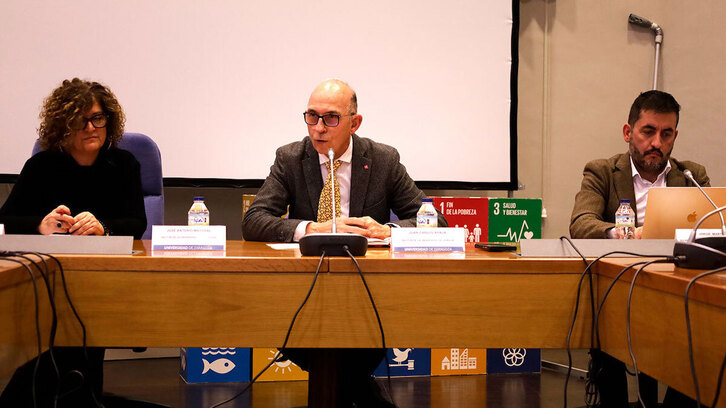 Juan Carlos Ayala, rector de la Universidad de la Rioja, preside la comisión sectorial de Estudiantes del G9.