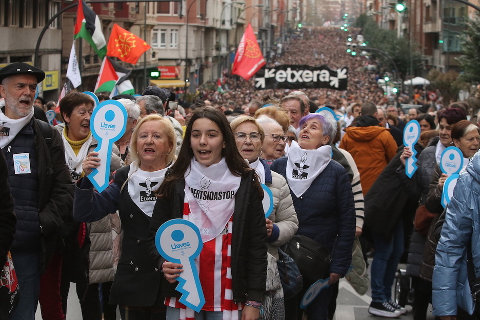 68.000 lagun izan dira euskal presoen etxeratzearen aldeko manifestazioan.