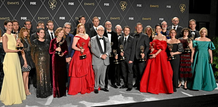 El equipo de la serie «Succession», en la gala de los premios Emmy.