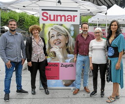 Dirigentes de Podemos, Equo y Ezker Anitza, juntos en un acto de Sumar en julio.