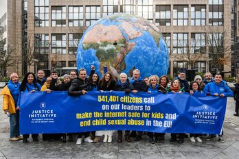 Justice Initiative presentó en diciembre más de medio millón de firmas ante la UE. 