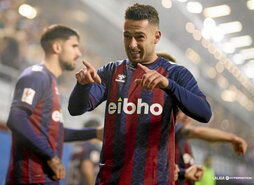 Sergio León celebra su primer gol como azulgrana.