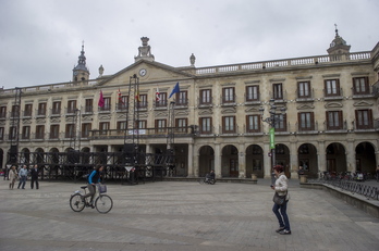El Ayuntamiento de Gasteiz ha eliminado la asistencia psicológica con perspectiva de género.