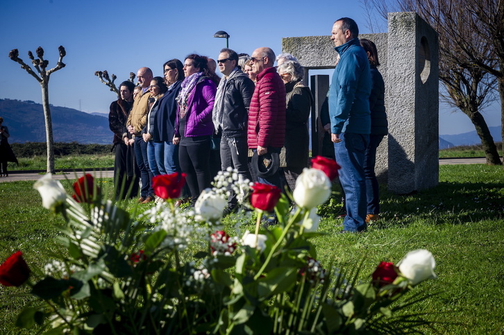 Homenaje a las víctimas de la Guerra del 36 y del franquismo celebrado este sábado en Getxo.
