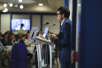 La candidatura de EH Bildu que encabeza Pello Otxandiano sería la que más escaños lograría en el Parlamento de Gasteiz, según la encuesta del grupo Vocento.