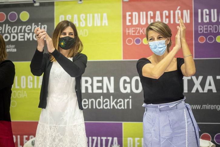 Miren Gorrotxategi (Podemos) y Yolanda Díaz (Sumar), juntas en la campaña de 2020.