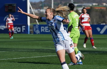 Jensen celebra el gol, 12º de la temporada para la noruega, que restablecía el empate ante el Granada.