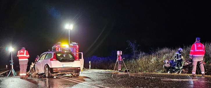 Accidente mortal en Erriberri con un joven muerto y otro herido.