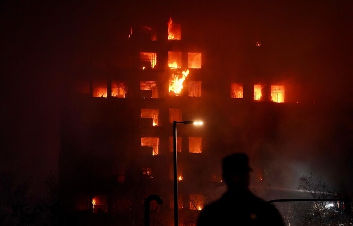 Imagen del incendio registrado en València.