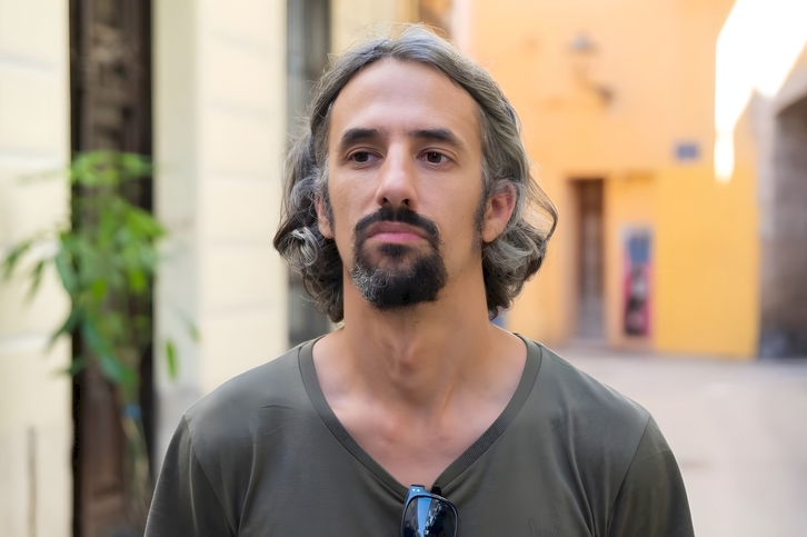 Juan Bordera, Activista de Extinction Rebellion, es coautor del libro ‘El final de las estaciones’