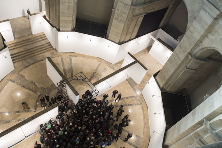 Visita al Monumento a los Caídos, en Iruñea, en 2017.