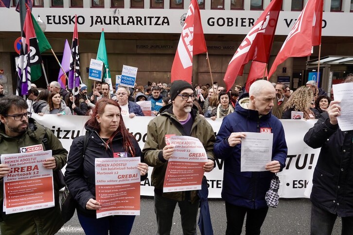 Los sindicatos han registrado la huelga en los servicios públicos del 12 de marzo en la CAV.