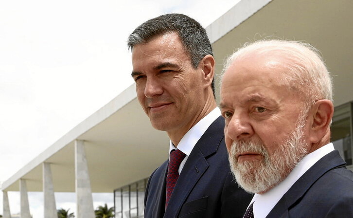 Sánchez adelantó que habría acuerdo a los periodistas que le acompañan en si visita a Brasil, donde se reunió con Lula.