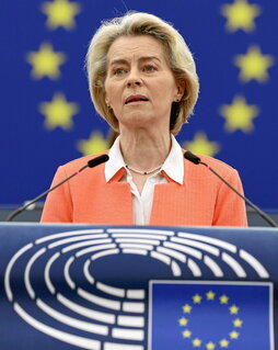 Ursula von der Leyen batzordeko presidentea.