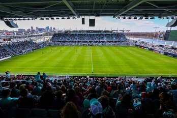 El CPKC Stadium, primero construido específicamente para el fútbol femenino, acogió el partido inaugural entre KC Current y Portland Thorns.