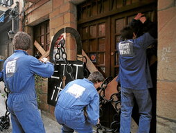Acción de protesta contra una ETT a finales de los 90.