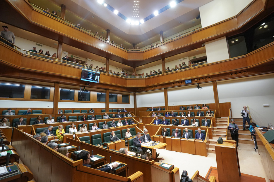El Parlamento de Gasteiz ha dado comienzo a la XIII legislatura.