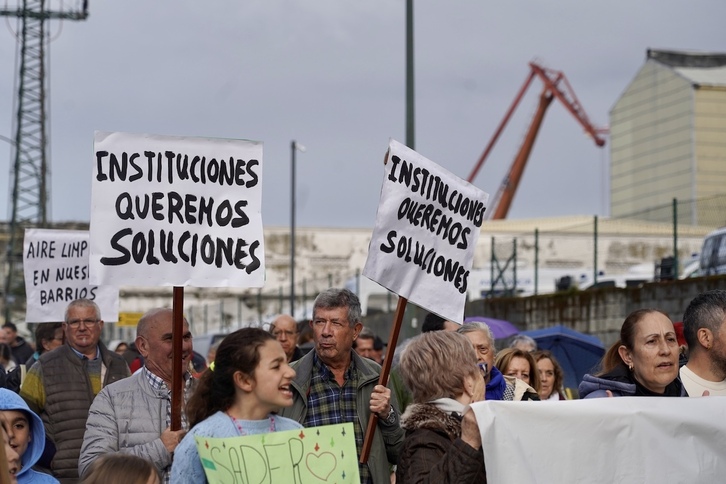 Los y las vecinas exigen a las instituciones competentes soluciones a los problemas de generan Sader y Profersa.