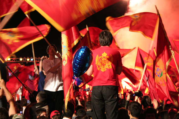 Celebraciones en Cetinje tras la victoria de la independencia. 