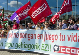 Imagen de una movilización por la salud laboral convocada por CCOO-Euskadi.