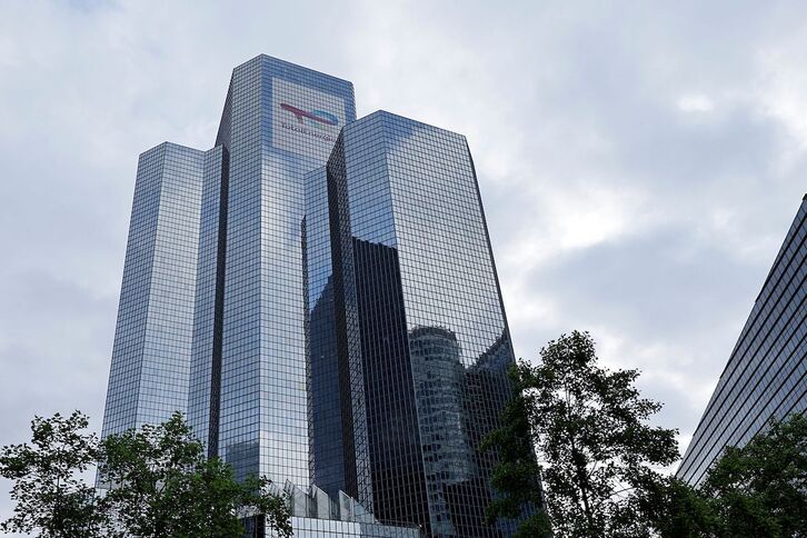 Oficinas del gigante petrolero francés TotalEnergies, en el barrio de La Défense de París. 