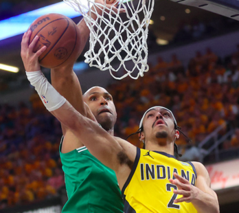 Señorial e imperial, la labor defensiva del dominicano Al Horford han sostenido a los Celtics en Indiana.