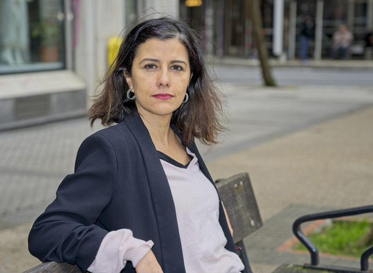 La periodista Olga Rodríguez visitó recientemente Donostia donde impartió una charla sobre memoria histórica.