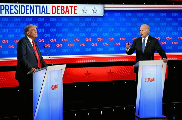 Cara a cara entre Donald Trump y Joe Biden en el debate de la CNN celebrado en Atlanta.