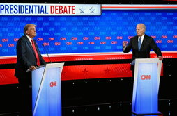 Cara a cara entre Donald Trump y Joe Biden en el debate de la CNN celebrado en Atlanta.