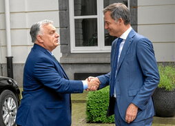 El belga Alexander De Croo recibe a Viktor Orban.