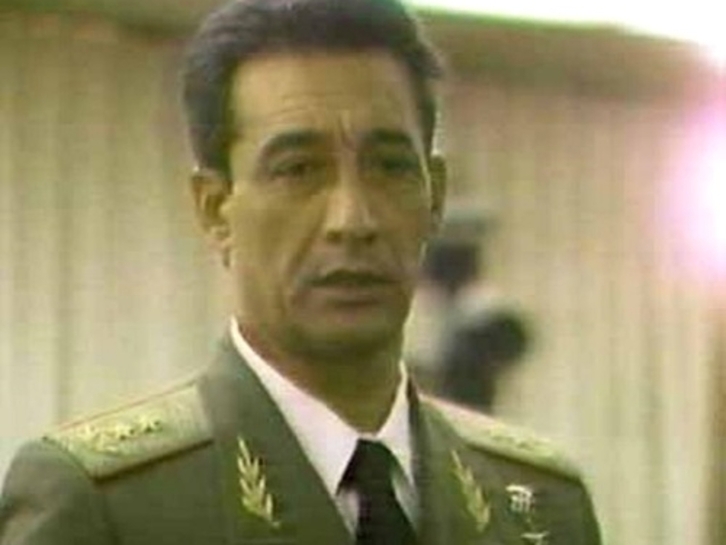Fotograma de la declaración televisada del general Arnaldo Ochoa.