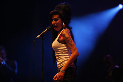 Actuación de Amy Winehouse en el festival de rock Eurockéennes, en 2007.