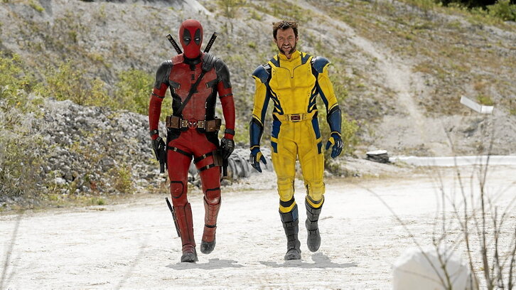 Ryan Reynolds, como Deadpool, y Hugh Jackman, como Lobezno, protagonizan  esta película de superhéroes del Universo Cinematográfico Marvel.