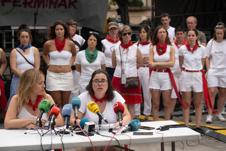 Mugimendu Feministak agerraldia egin du astearte honetan Iruñean.