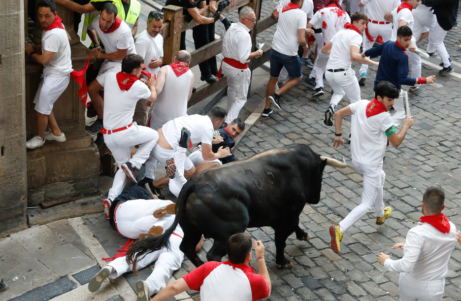 Un segundo de carrera limpia al llegar al Ayuntamiento.