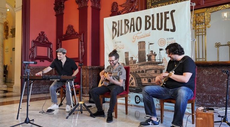 Ibai García Blues Project ha participado en la presentación de este lunes.
