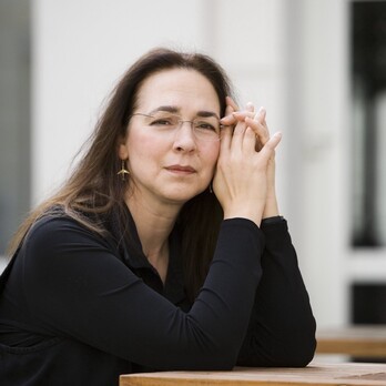 La estadounidense Lorrie Moore.