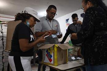 Recuento de votos en Caracas.