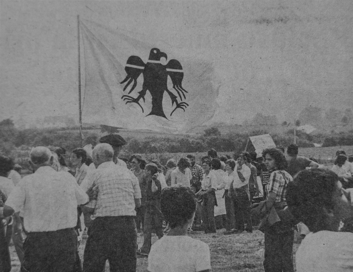 Los asistentes pusieron en valor la resistencia del pueblo vasco. (Josetxo ZALDUA) 