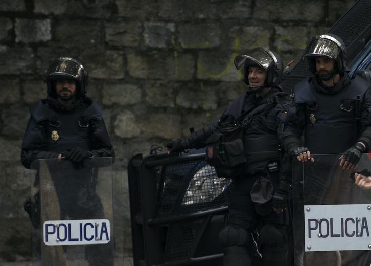 Agentes de la Policía española, en Iruñea.