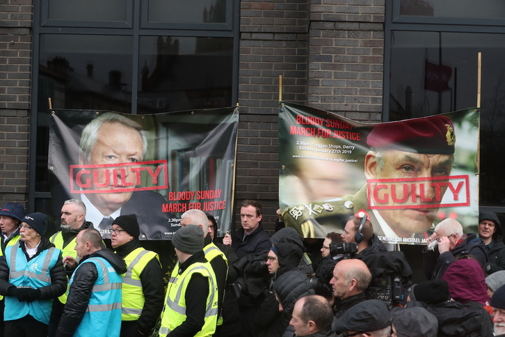 Imagen de archivo de una protesta celebrada en 2019 contra los militares británicos por los crímenes cometidos en el norte de Irlanda.