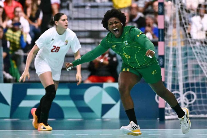 Mariane Fernandes celebra con rabia uno de los goles marcados a Hungría. 