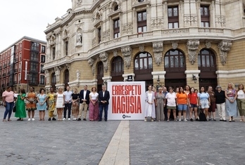 Miembros del Ayuntamiento presentan la campaña contra las agresiones.