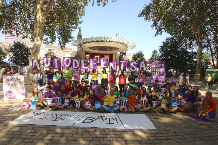 Rueda de prensa de Bilboko Konpartsak para presentar su dinámica contra las agresiones.