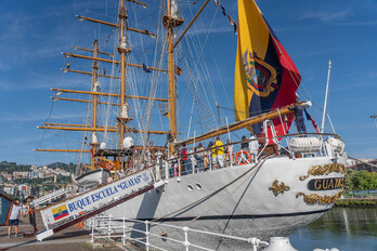 ‘Guayas’ belaontzia, Bilboko portuan.