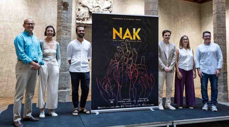 Presentación de NAK.